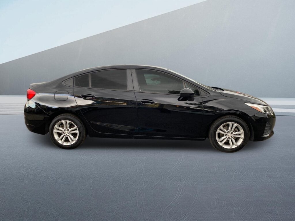 2019 Chevrolet Cruze LS Auto