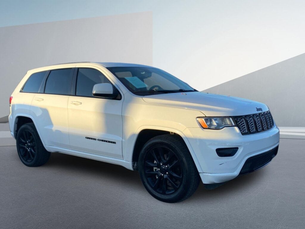 2019 Jeep Grand Cherokee Laredo 4WD