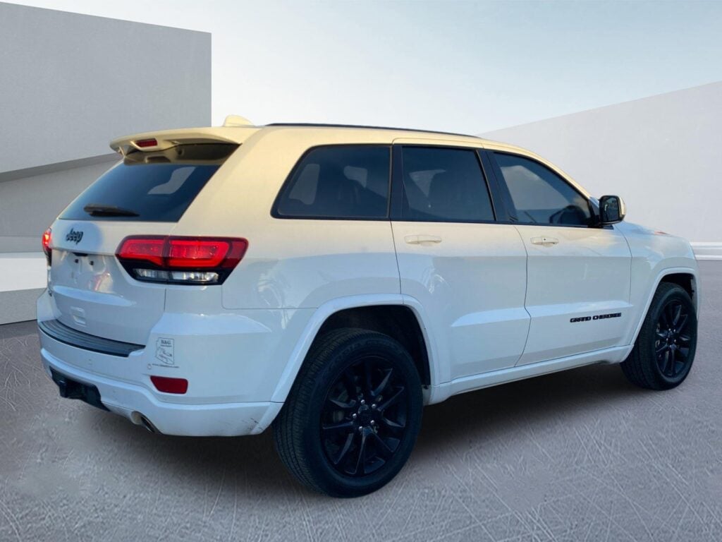 2019 Jeep Grand Cherokee Laredo 4WD