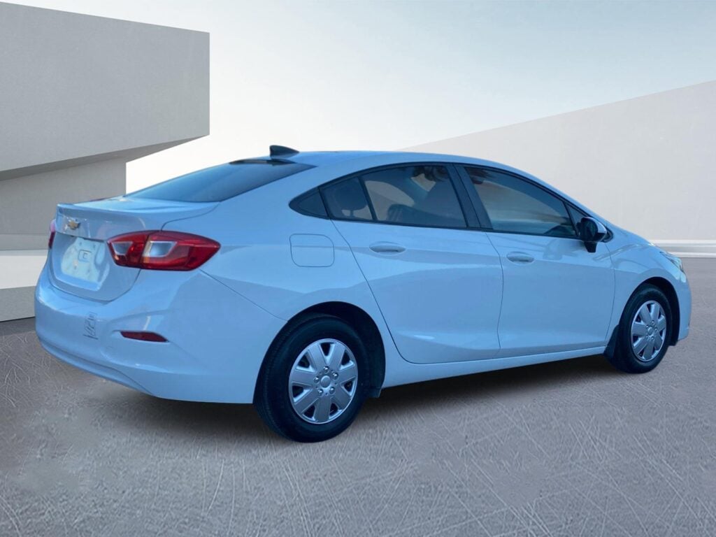 2018 Chevrolet Cruze LS Auto