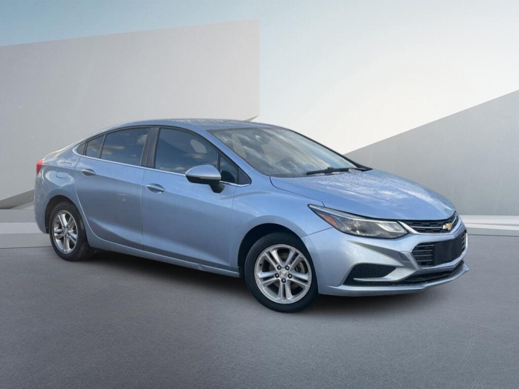 2017 Chevrolet Cruze LT Auto