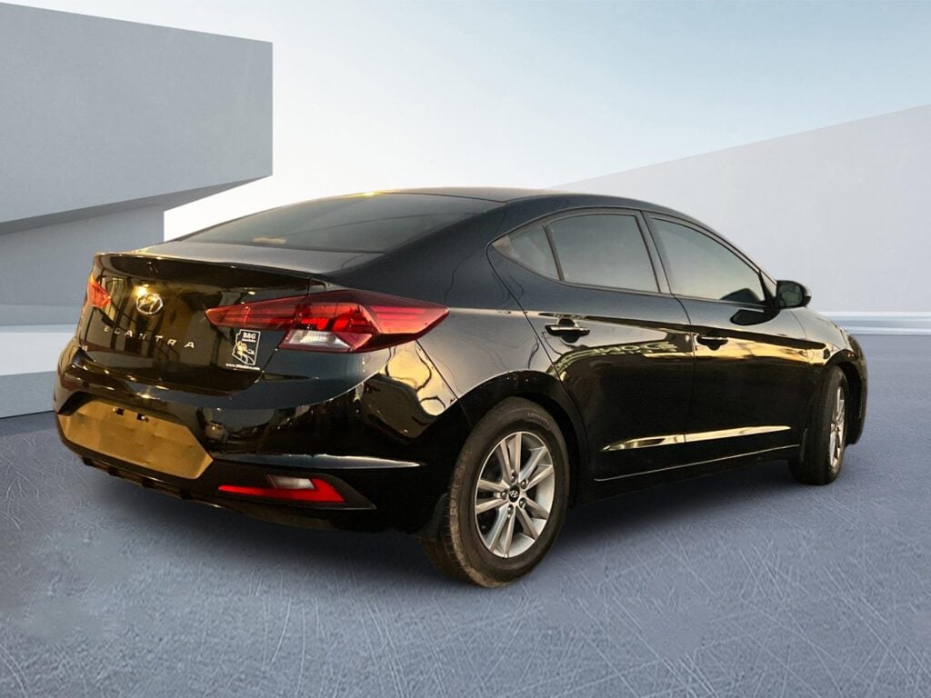 2020 Hyundai Elantra SE
