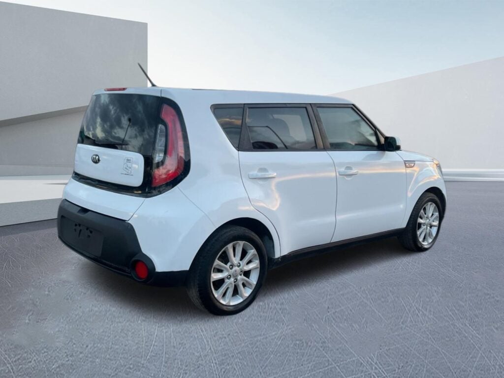 2016 Kia Soul BASE MODEL