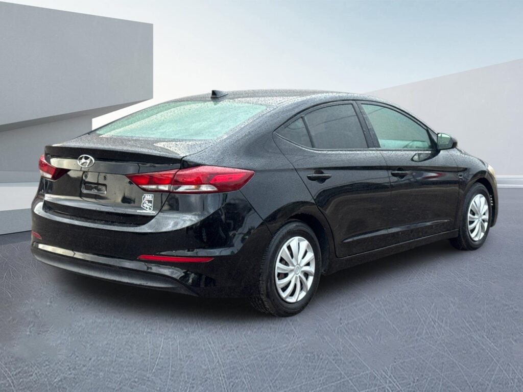 2017 Hyundai Elantra SE 6AT