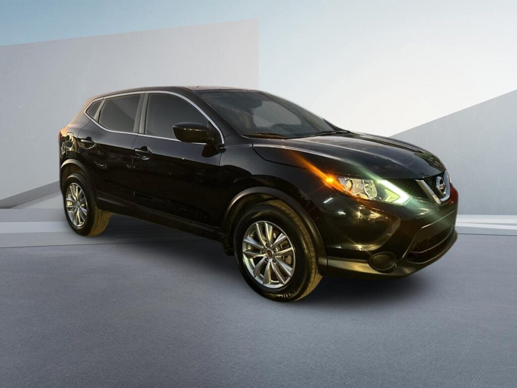 2018 Nissan Rogue Sport S