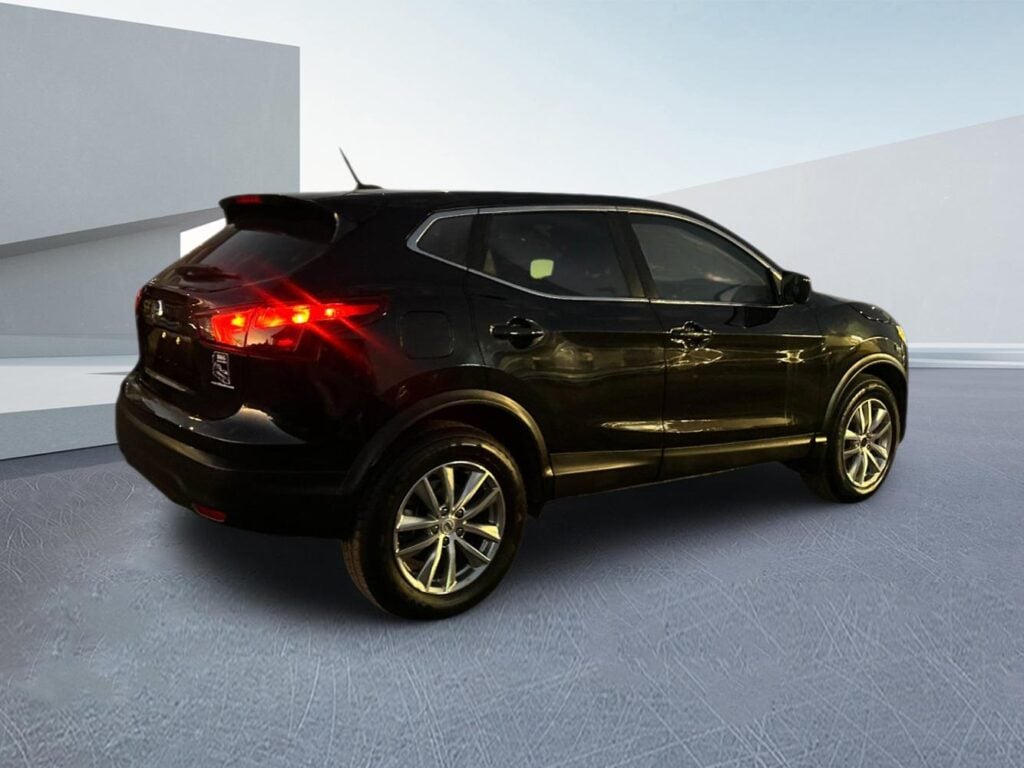 2018 Nissan Rogue Sport S