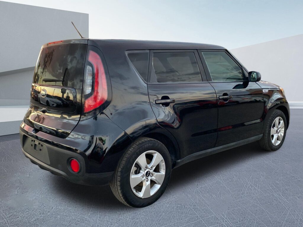2017 Kia Soul Base 6A