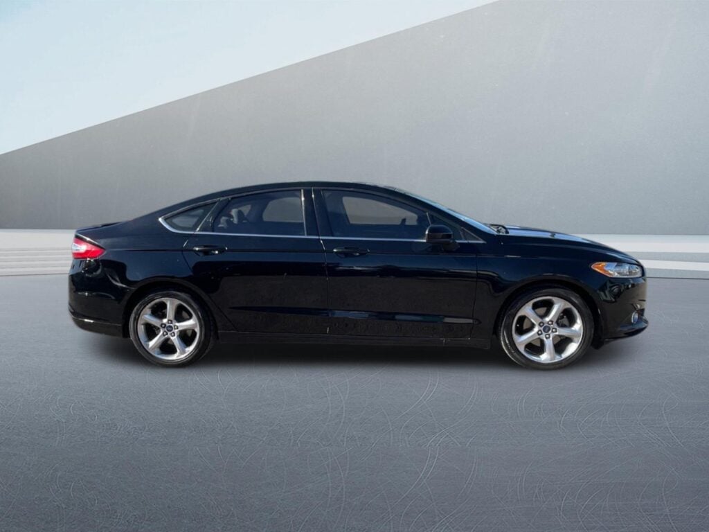 2016 Ford Fusion S