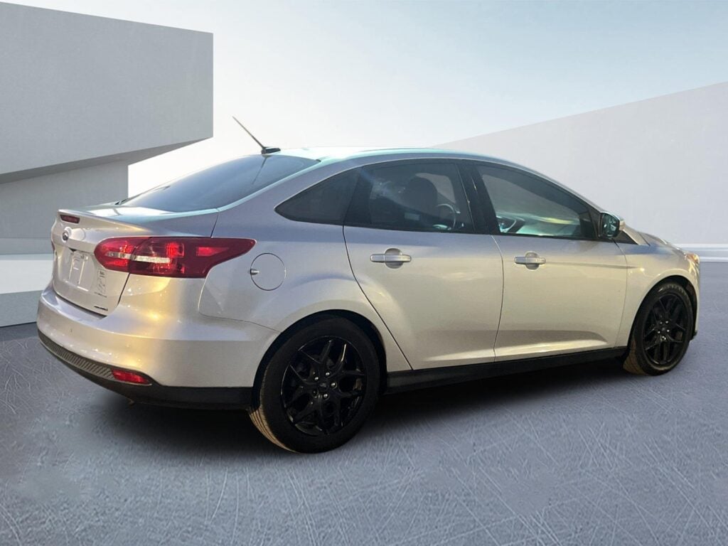 2016 Ford Focus SE Sedan
