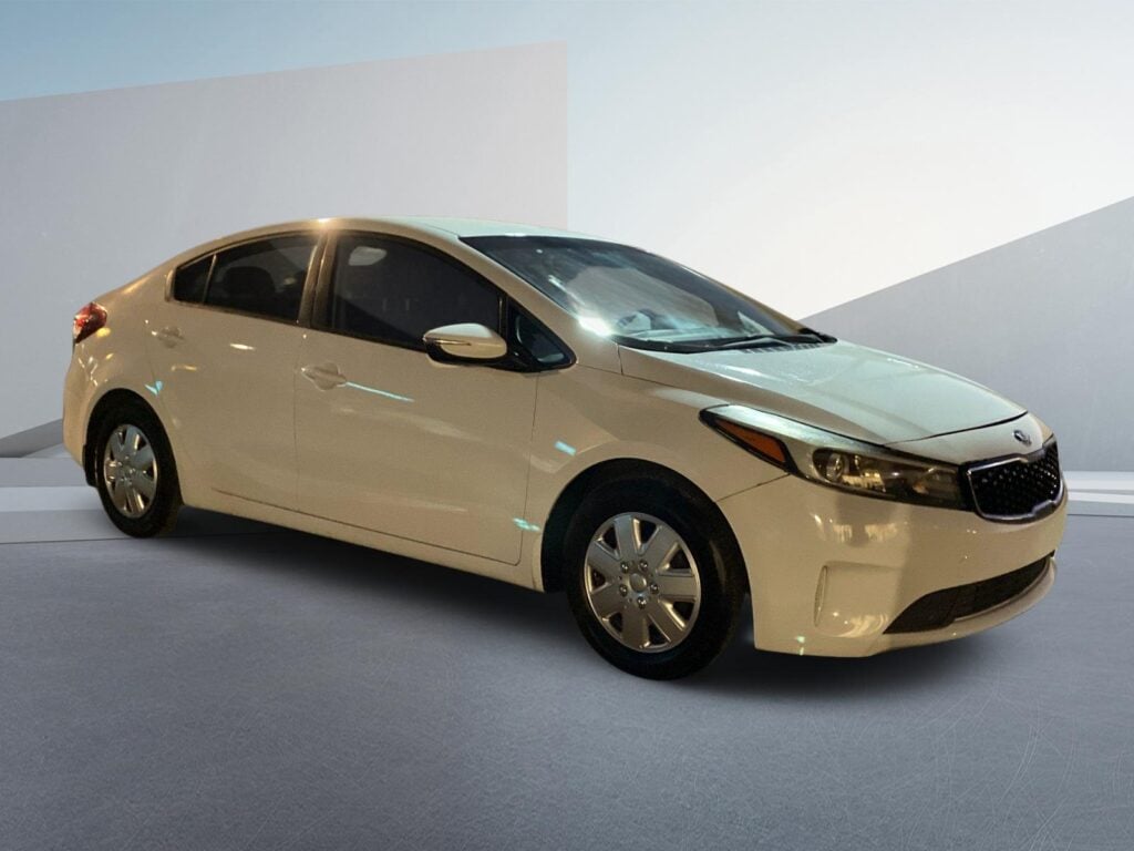 2017 Kia Forte LX 6A