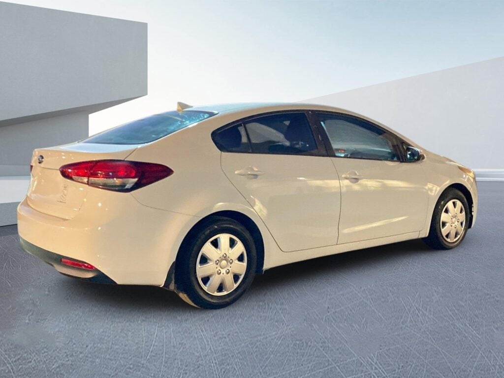 2017 Kia Forte LX 6A