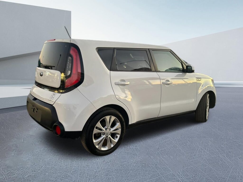 2015 Kia Soul +