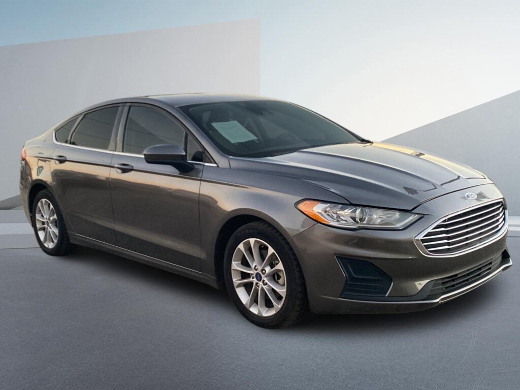 2020 Ford Fusion SE