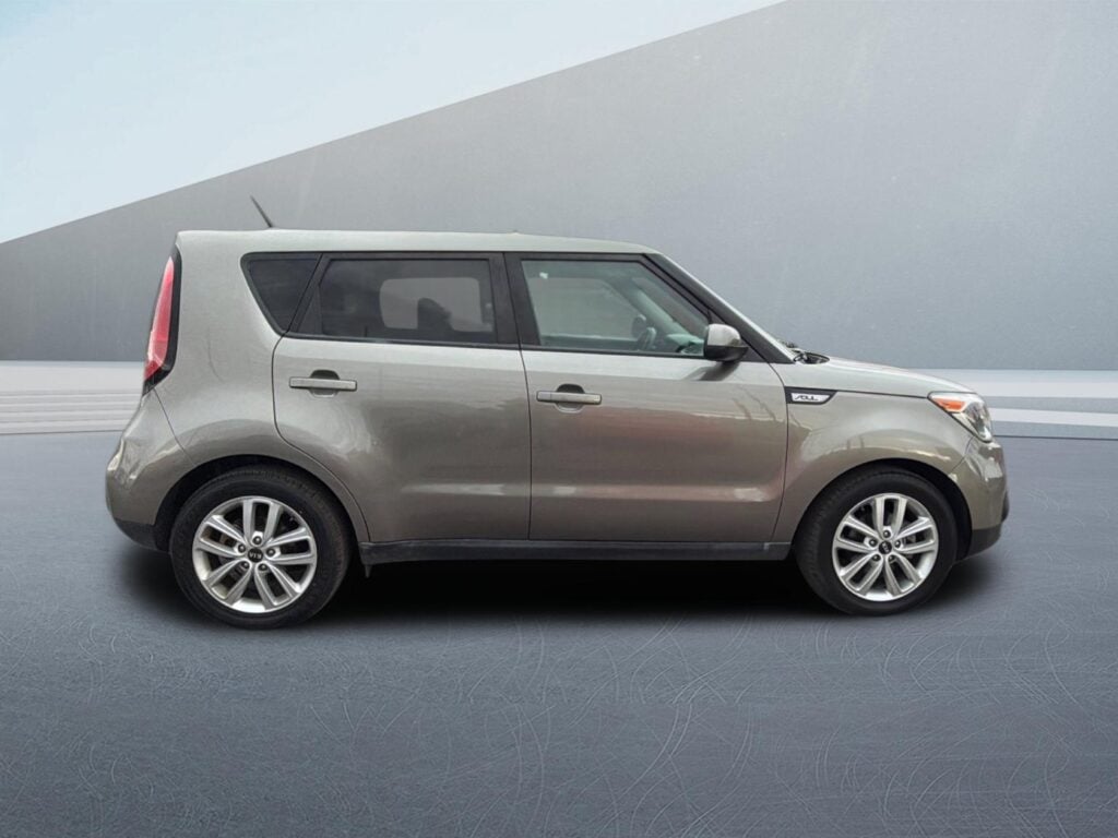 2019 Kia Soul +