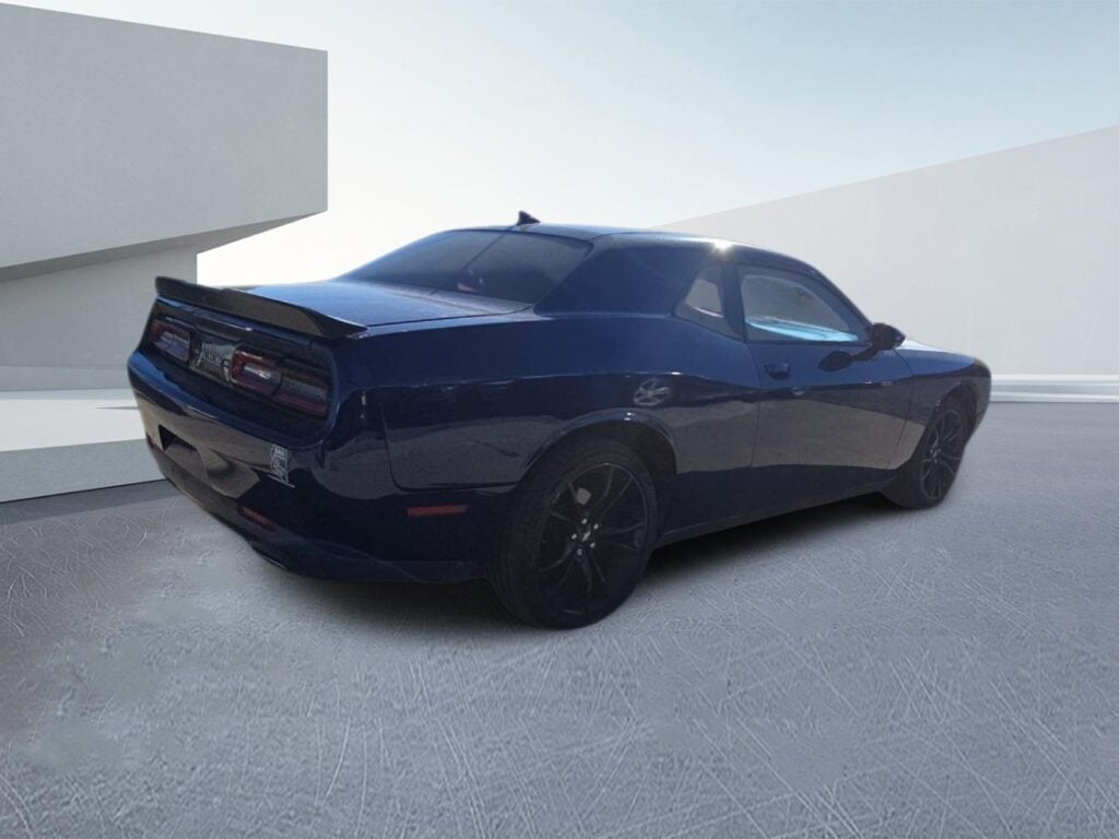 2018 Dodge Challenger SXT