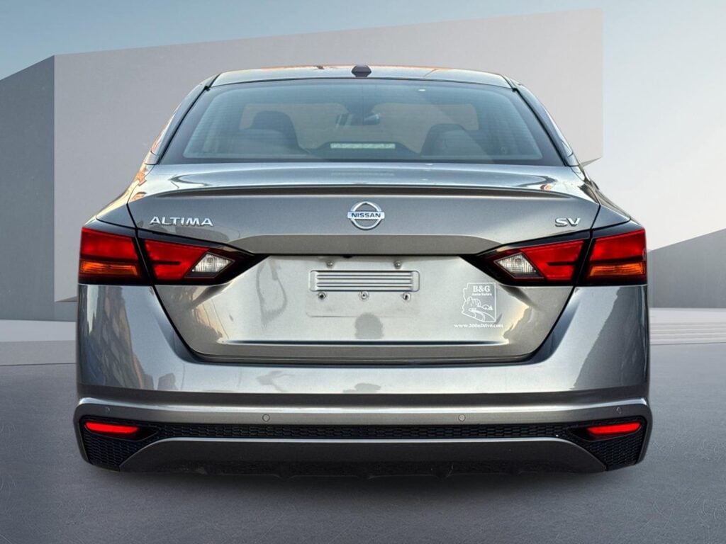 2021 Nissan Altima SV