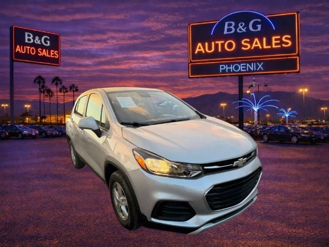 2022 Chevrolet Trax LS AWD's photo