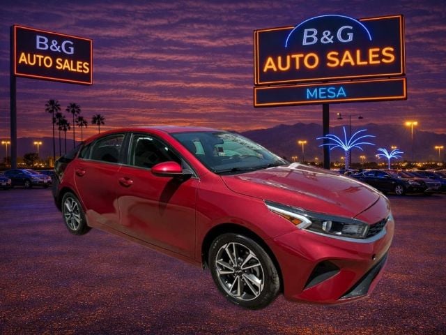 2023 Kia Forte LXS AT's photo