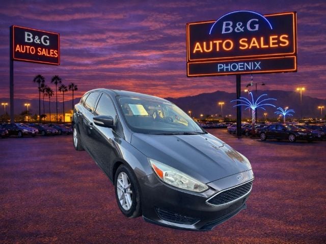 2017 Ford Focus 5 Door Hatch SE's photo