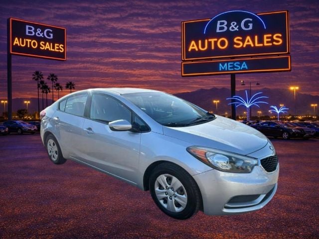 2016 Kia Forte LX AT's photo