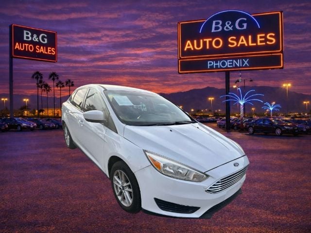 2018 Ford Focus Sedan SE's photo