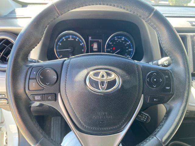 2018 Toyota RAV4 Limited - Photo 22