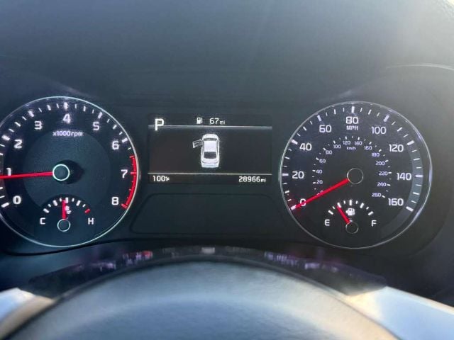 2023 Kia Forte LX - Photo 16