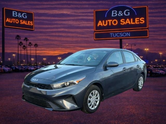 2023 Kia Forte LX - Photo 8