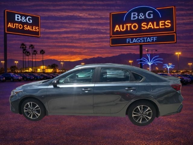 2024 Kia Forte LXS - Photo 8