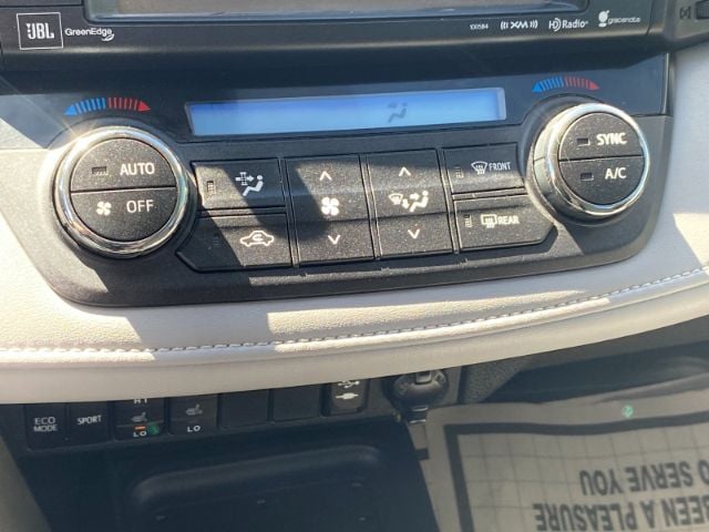 2018 Toyota RAV4 Limited - Photo 19