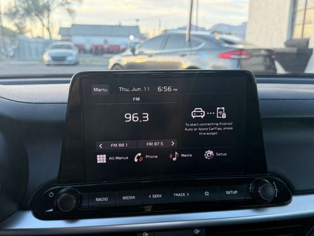 2023 Kia Forte LX - Photo 15